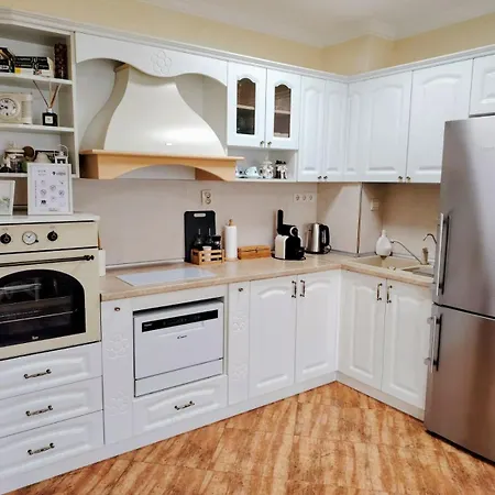 Ika Apartment Burgas City